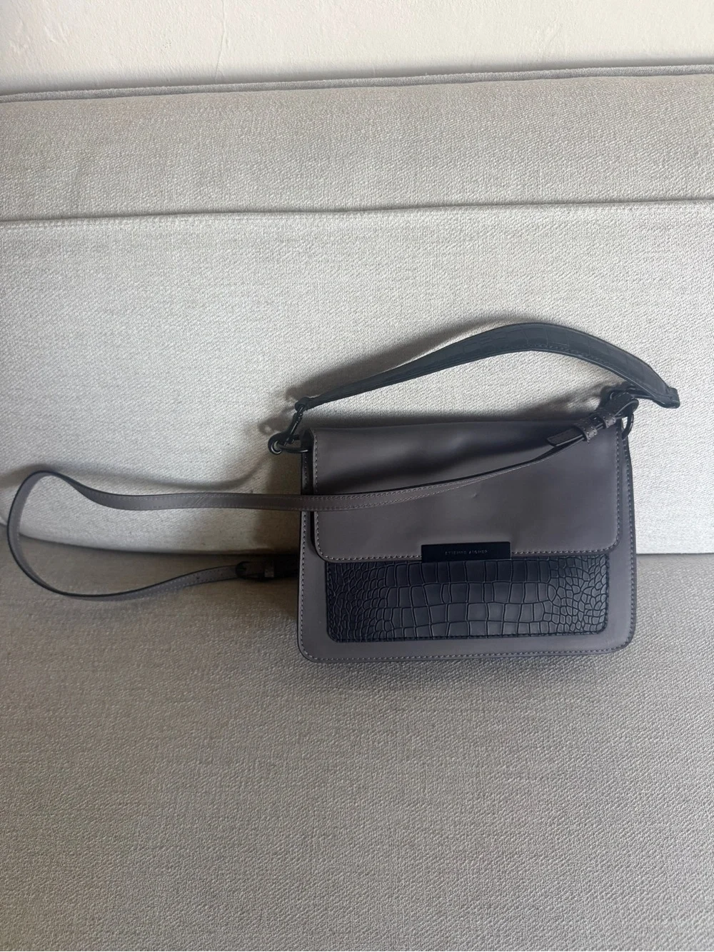 Structured Gray Leather Crossbody Bag with Black Croc Accent